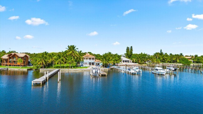 Foto del edificio - 614 S Lake Dr