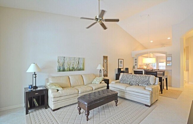 Building Photo - ***FULLY FURNISHED***SINGLE FAMILY HOME***...