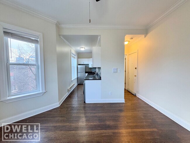 Foto del edificio - 923 W Waveland Ave