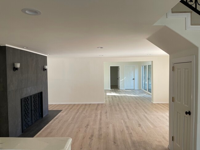 Foto del edificio - 9859 Foothill Blvd