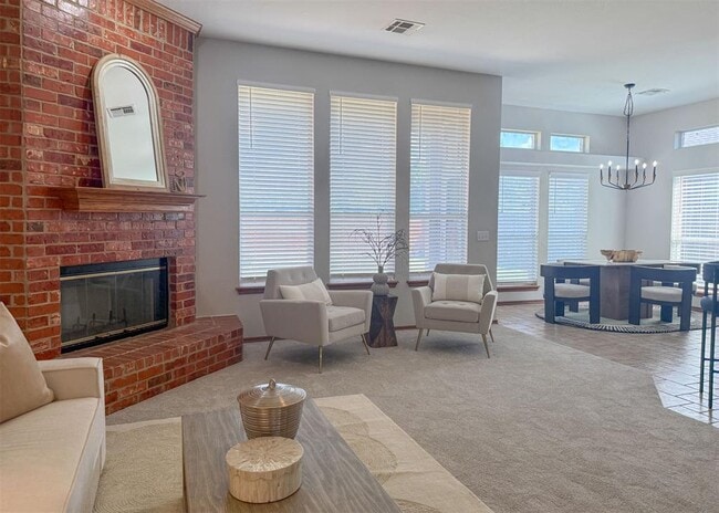 Building Photo - 18212 Willow Oak Ln