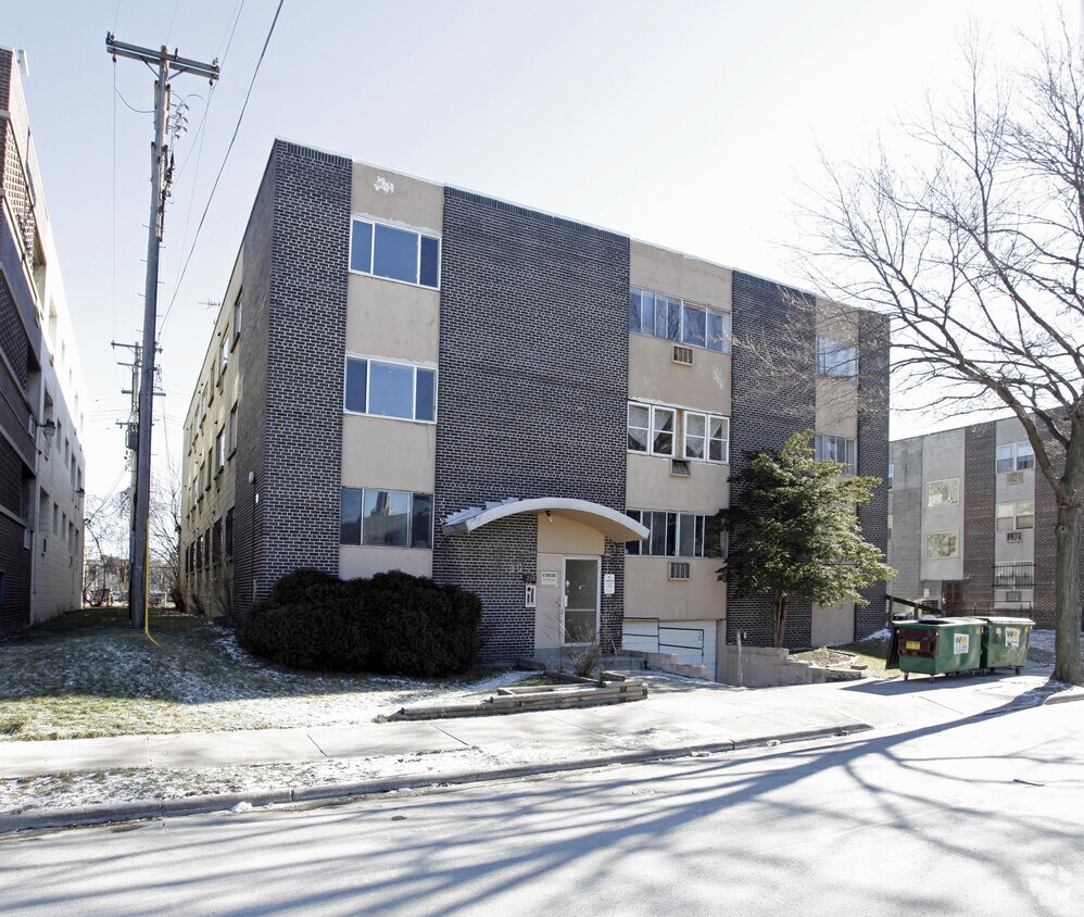 Primary Photo - 730 N 29th St