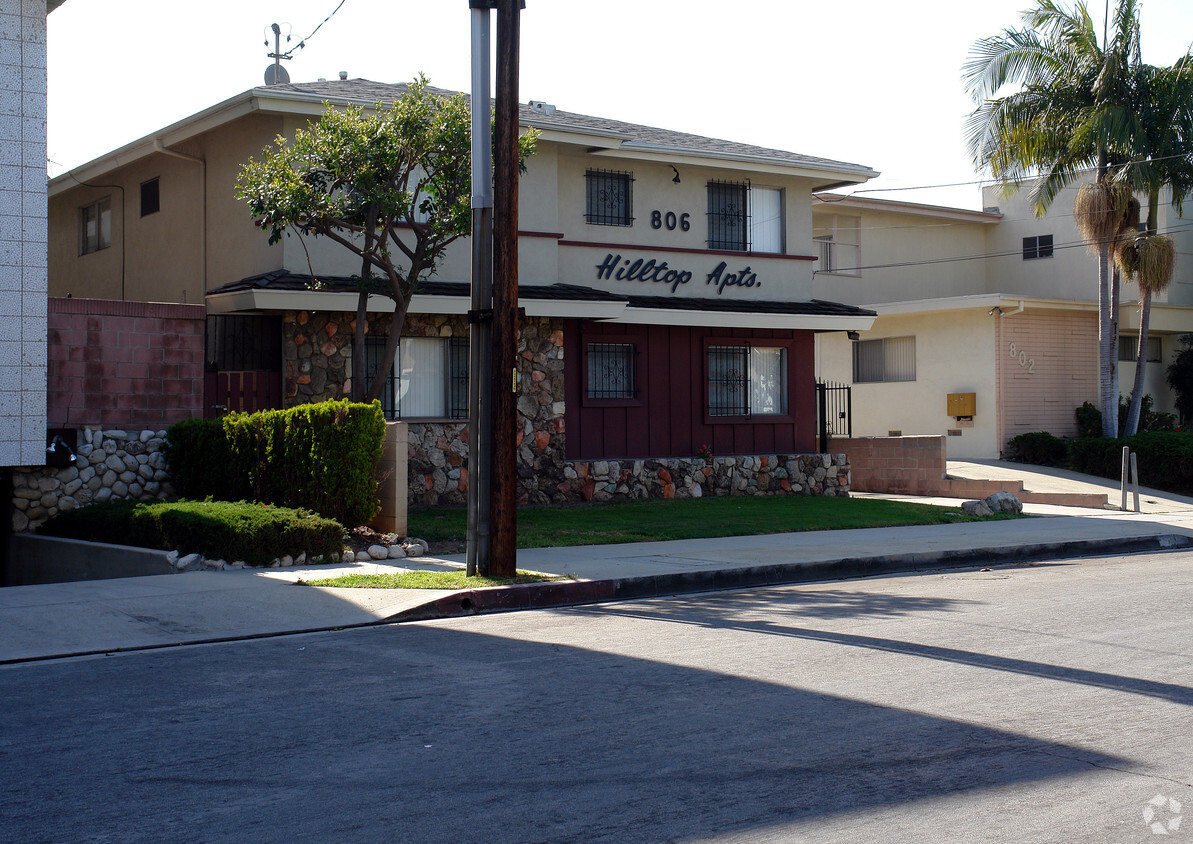 Primary Photo - Hilltop Apartments