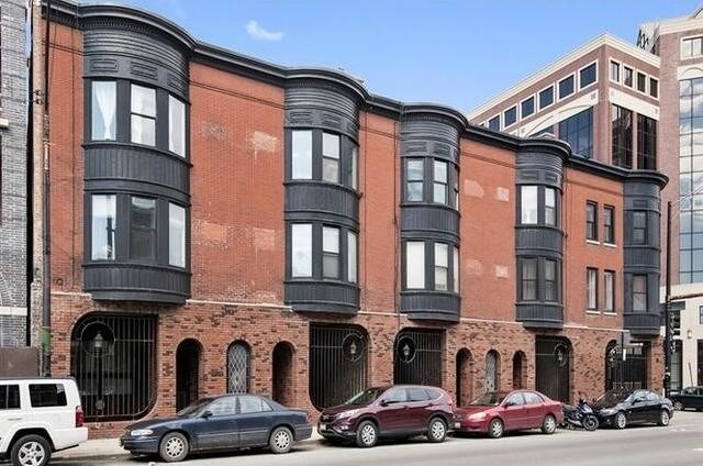 Foto principal - 2950 N Halsted St