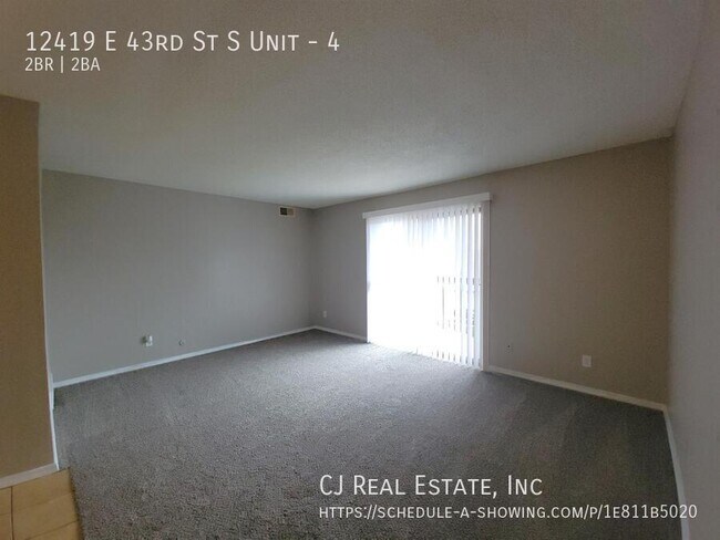 Building Photo - 12419 East 43rd St S