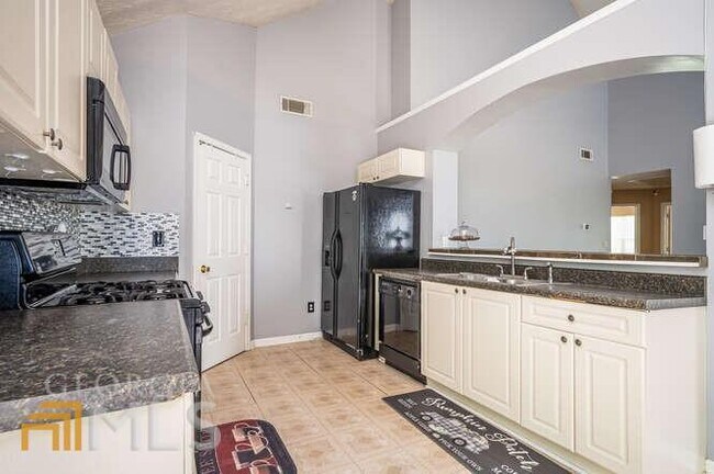 Foto del edificio - 4203 Wesley Hall Ln