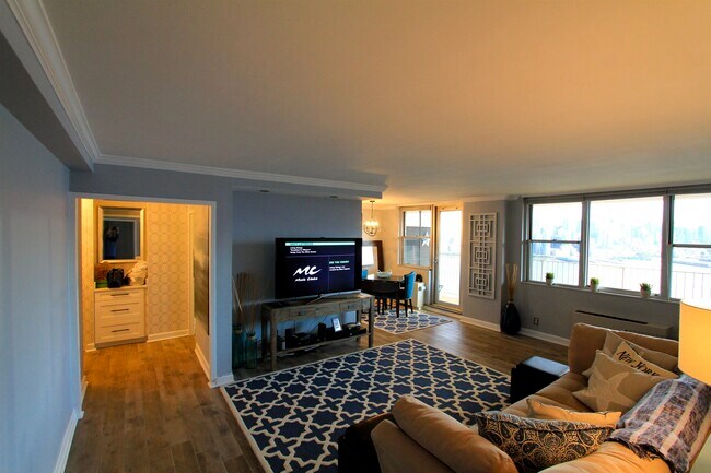 Foto del edificio - 6040 JFK Blvd E