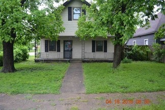 Building Photo - 2100 Reuter Ave