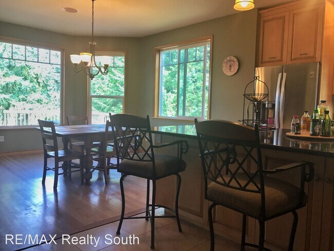 Foto del edificio - 4 br, 3 bath House - 19433 132nd Ave SE