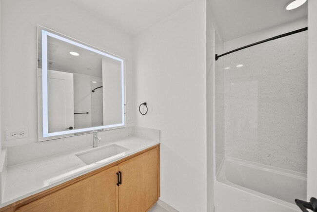 Building Photo - Alena on Haley