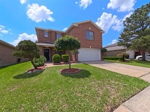 Building Photo - 17107 Westminster Village Ct