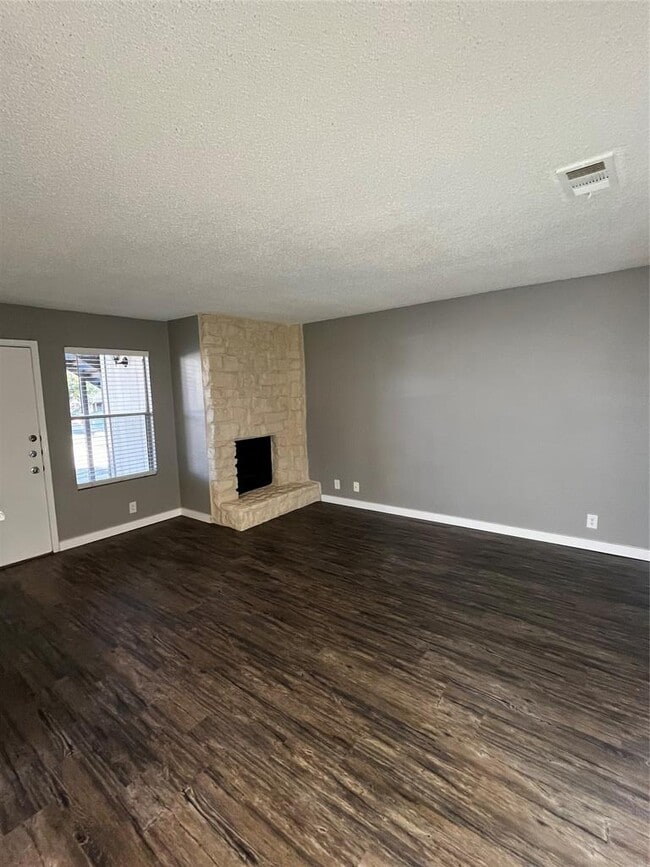 Building Photo - 2306 Cedrick Cove