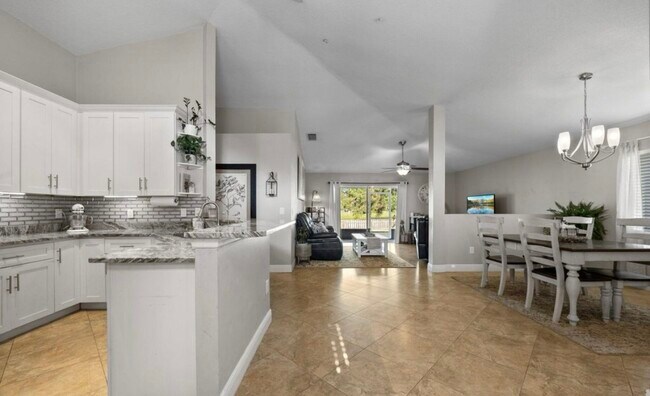 Foto del edificio - 2544 Ventura Cir