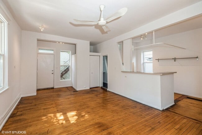 Foto del edificio - 626 W 18th St