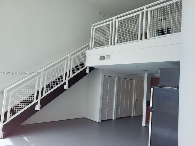 Foto del edificio - 253 NE 2nd St