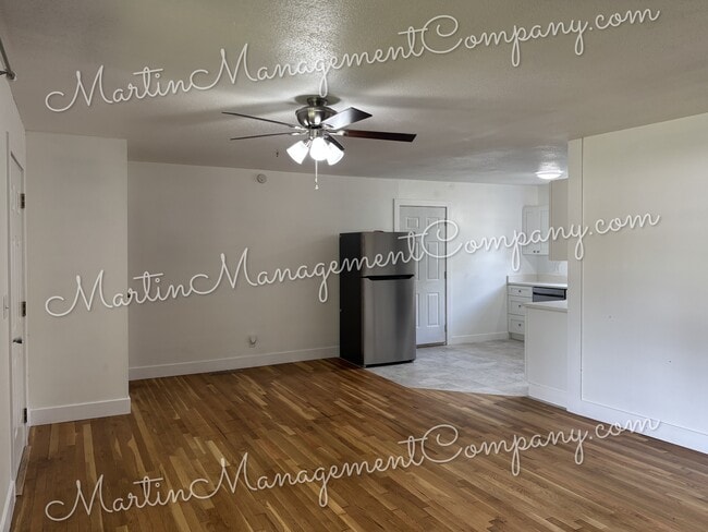 Foto del edificio - 2436 W 2nd St