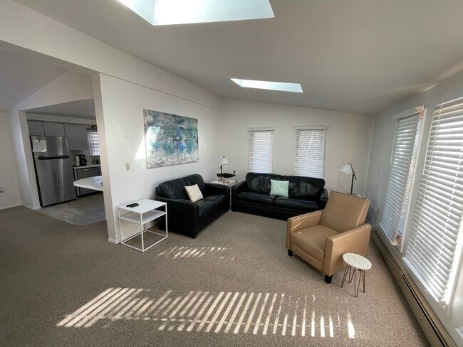 Foto del edificio - 930 Sound Shore Rd