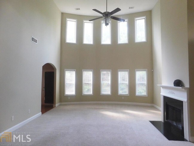 Building Photo - 5581 Dendy Trace