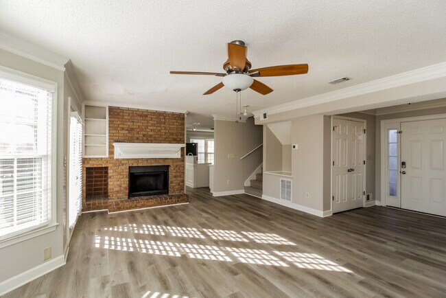 Foto del edificio - 5176 Ray Ct