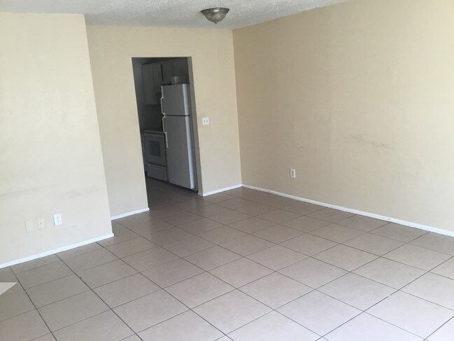 Foto del edificio - 4515 68th St W