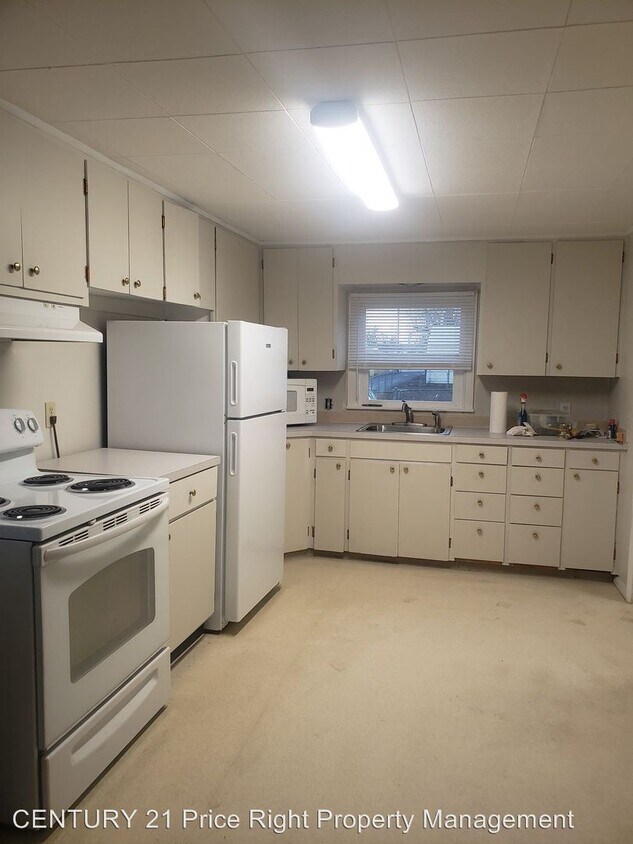 2 br, 1 bath - 704 29th Street N - 2 br, 1 bath  - 704 29th Street N