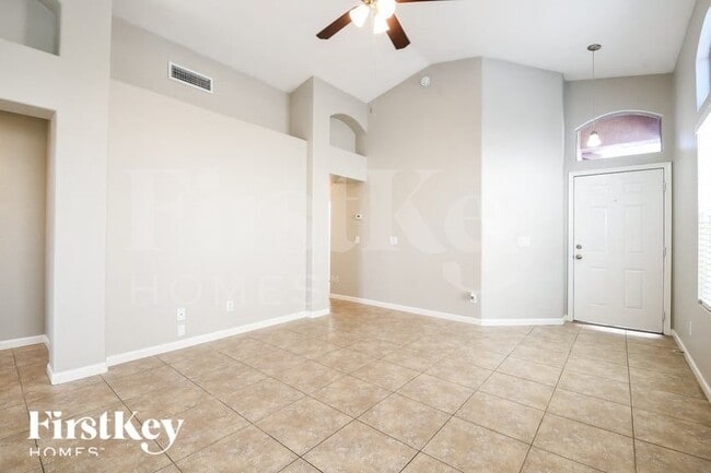 Foto del edificio - 19819 N 49th Ave