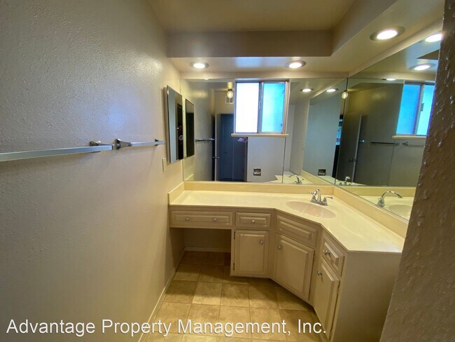 Foto del edificio - 2 br, 1 bath House - 1207 Lela Ln.