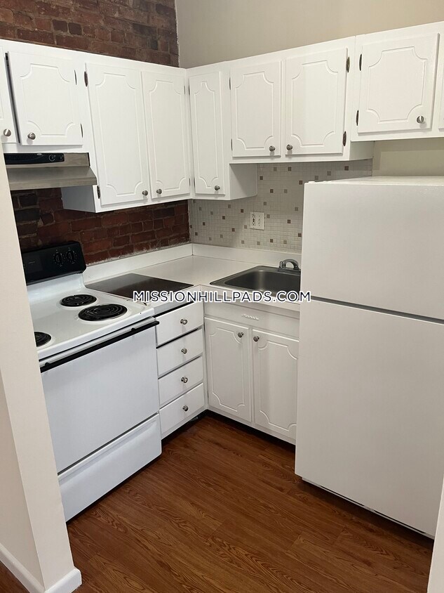 Foto principal - 62 S Huntington Ave