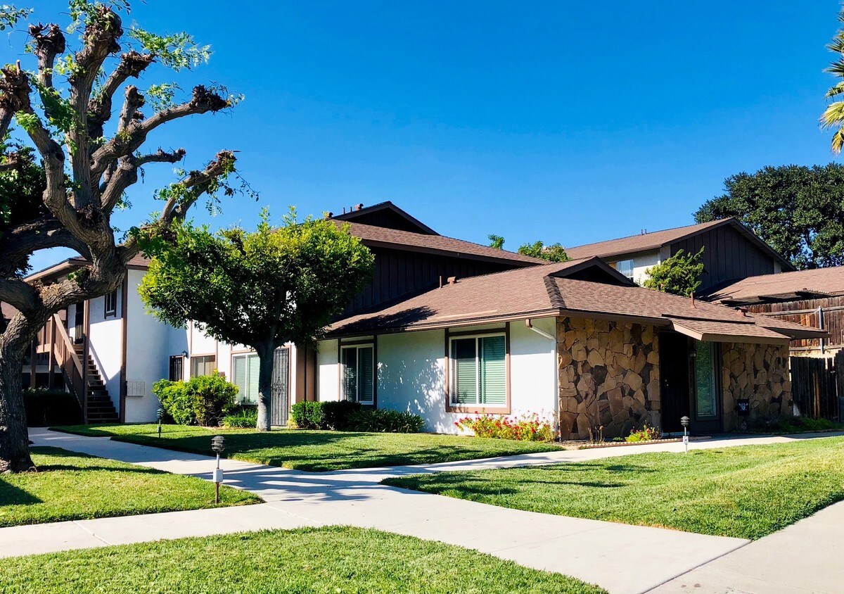 Foto principal - 8276 Echo Dell Rd