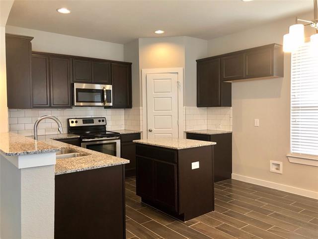 Foto del edificio - 1003 Sierra Vista Ct