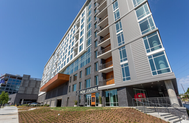 Lobby Exterior - Peace Raleigh Apartments