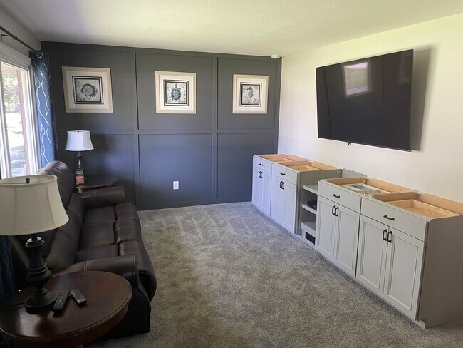 Foto del edificio - 14047 Pearlview Dr
