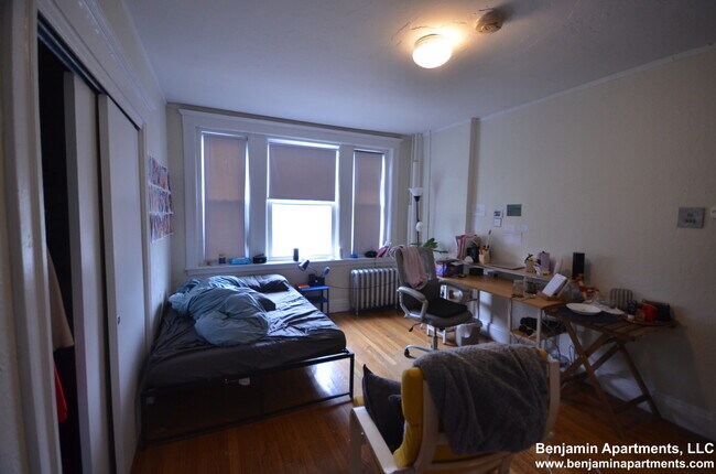Building Photo - 1171 Boylston St