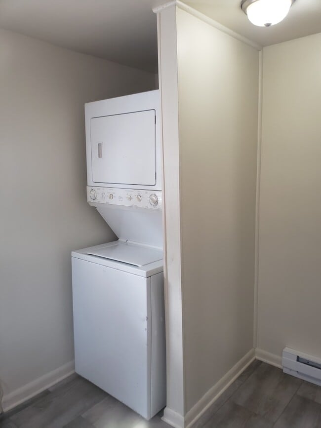 Building Photo - 321 Ringgold St