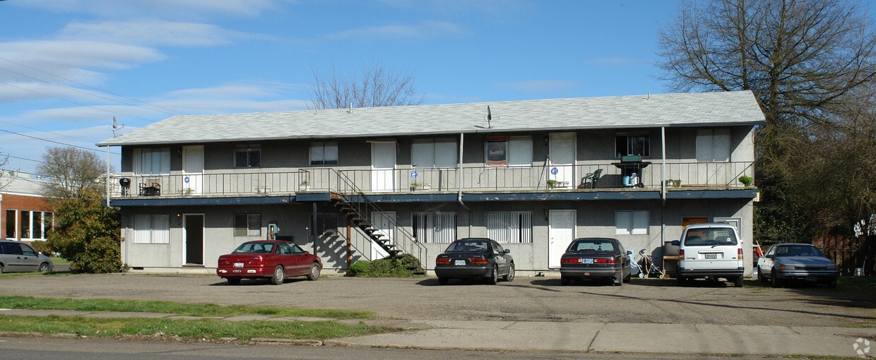 Primary Photo - 403 Madison St SE