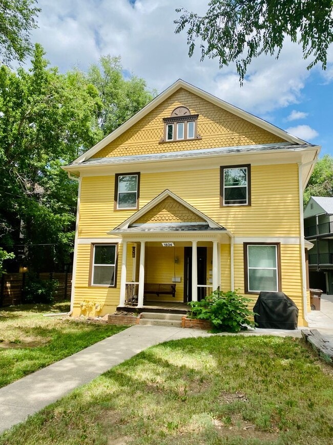 Building Photo - 1834 22nd St