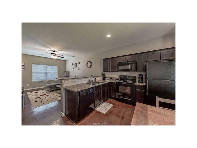 Foto del edificio - 131 Watson St