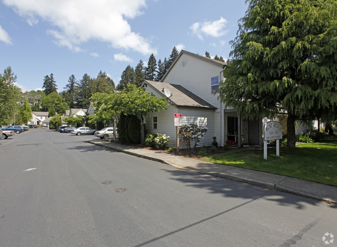 Wolf Ridge Apartments in Stayton, OR