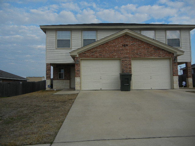 Foto del edificio - 2810 Windmill Ct