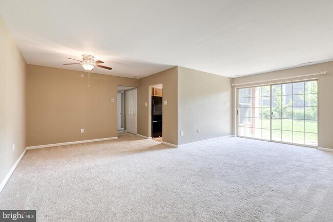Building Photo - 3512 Thomas Pointe Ct