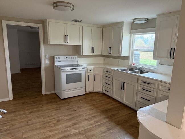 Building Photo - Cozy 3 bedroom Home for rent