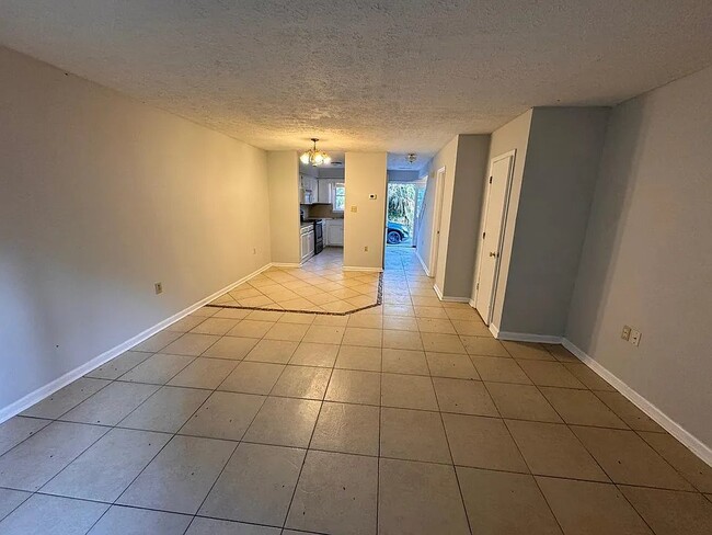 Foto del edificio - 516 34th Ave N