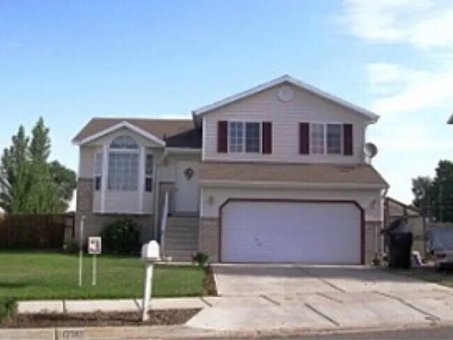 Building Photo - 1258 W 725 N