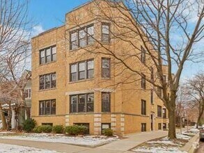 Building Photo - 4457 N Hamilton Ave