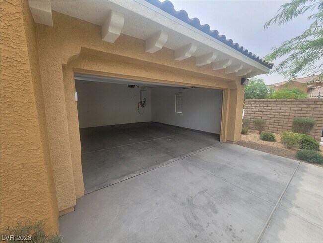 Foto del edificio - 11885 Tevare Ln