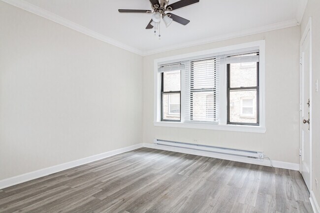 Foto del edificio - 837 W Cornelia Ave