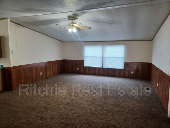 Foto del edificio - 21459 Hwy 167