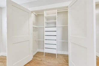 Building Photo - 6205 S Rice Ave