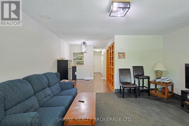 Building Photo - 743 Sevilla Park Pl