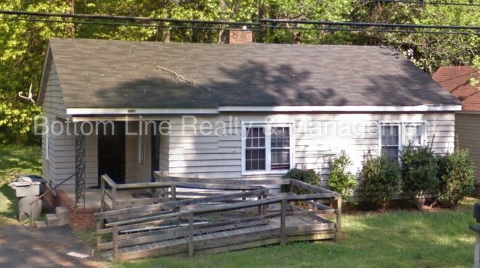 Foto principal - 2728 Old Steele Creek Rd